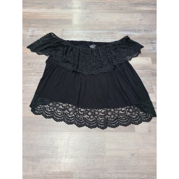 Torrid size 5x super soft knits black blouse with lace off the shoulder and trim - Picture 1 of 8